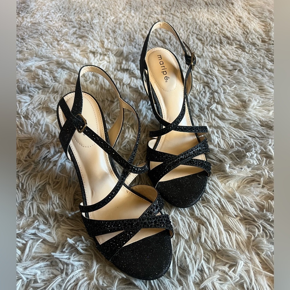 Maripe Black shimmery heels, style Vivian
